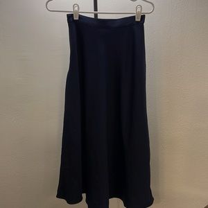 Navy H&M midi satin skirt